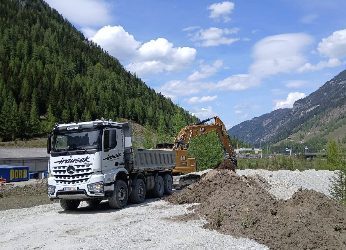 Baustelle im Gebirge